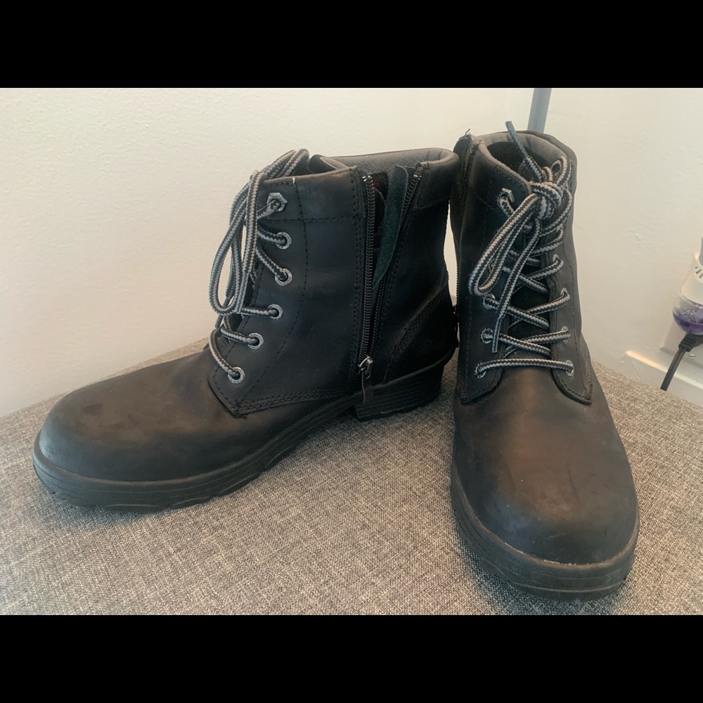 Kodiak Juliana Artic Grip Vibram Sole